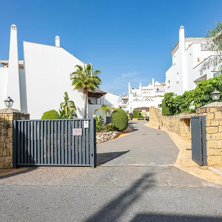 Aloha Royal Marbella, 2br Wonderful In Nueva Andalucia