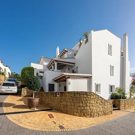 Aloha Royal Marbella, 2br Wonderful In Nueva Andalucia Apartment *